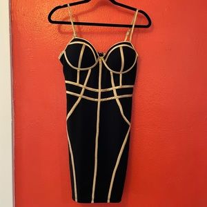 Blashe Bodycon Black and Gold Dress NWT Size Large